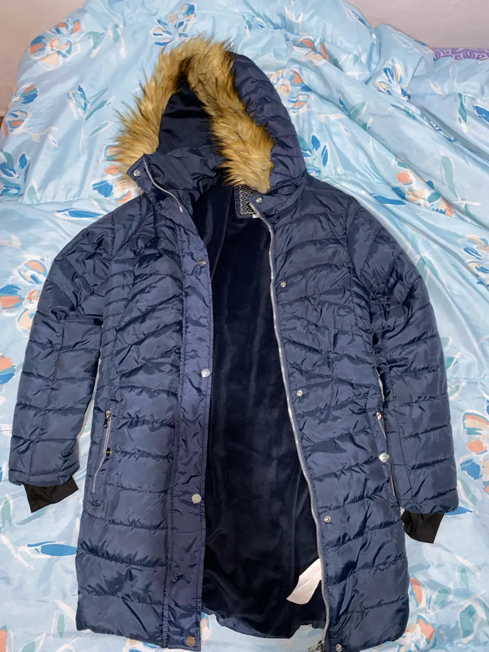 Campera A ≠ · Talle S