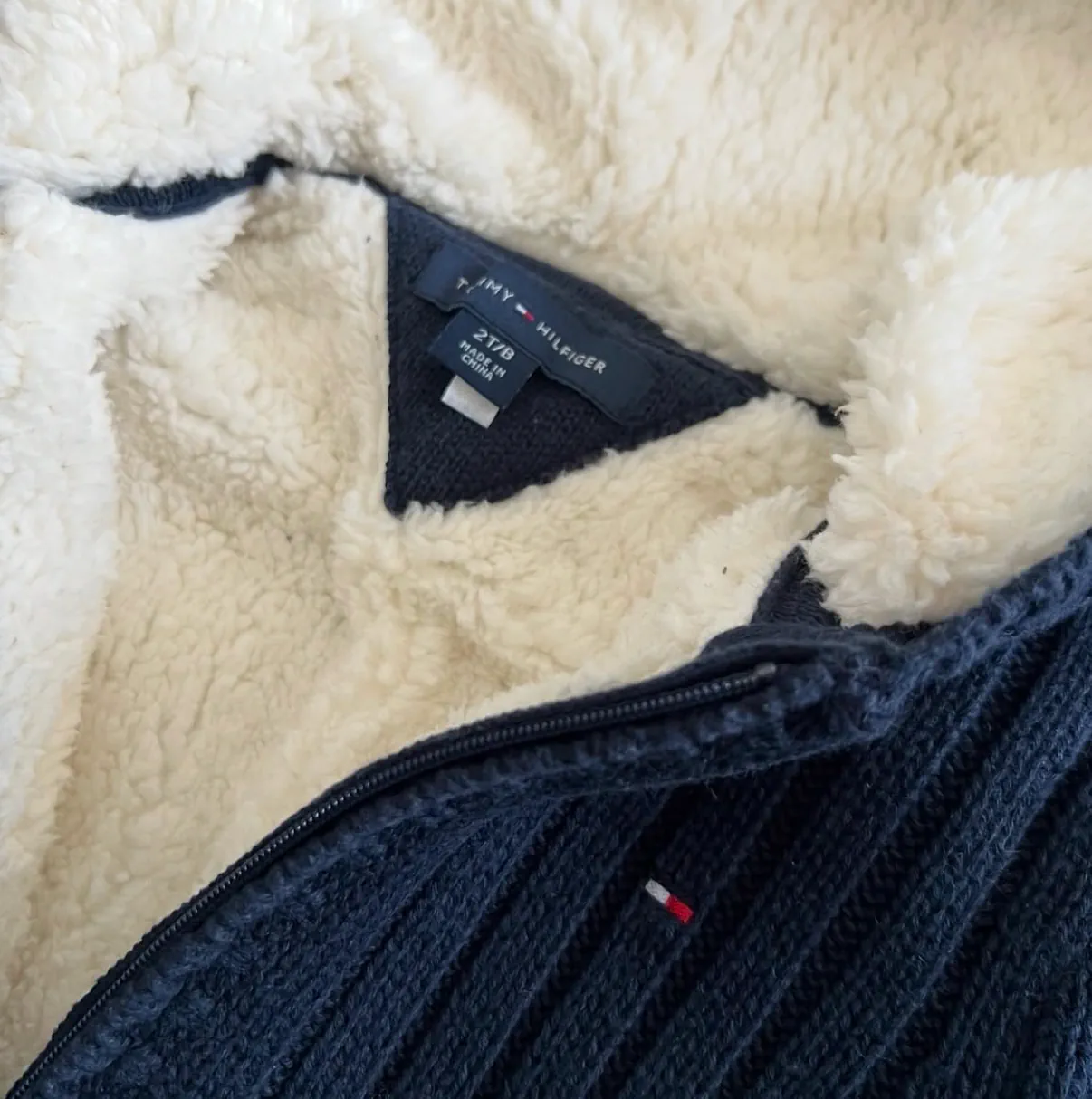 Buzo Tommy Hilfiger - imagen 2