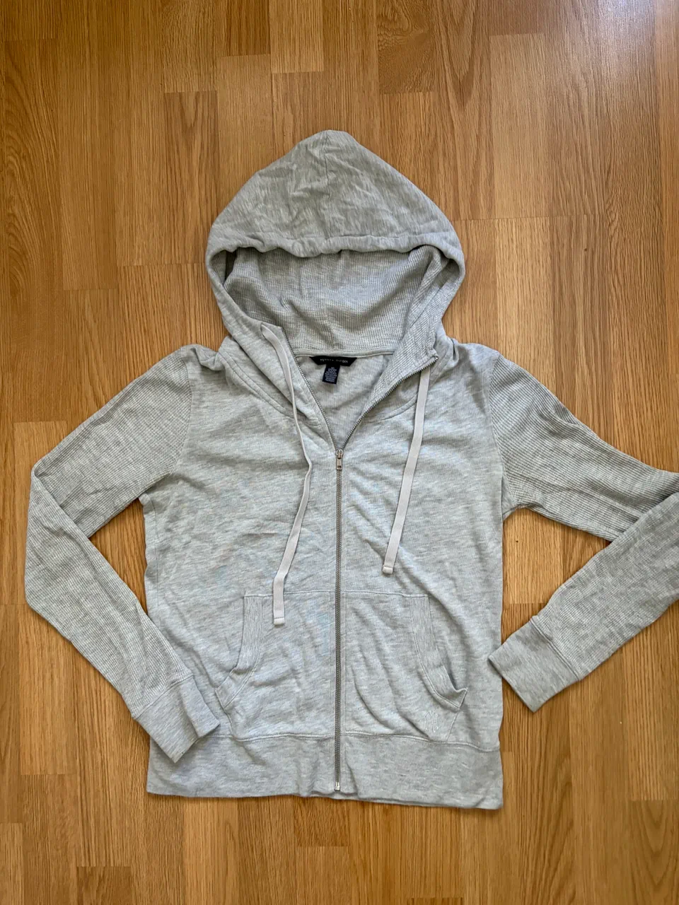 Buzo Tommy Hilfiger · Talle XS