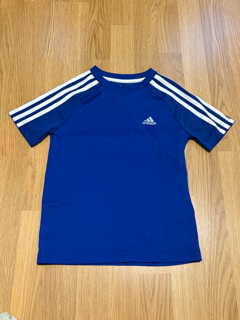 Remera adidas · Talle 8 años / 128 cm