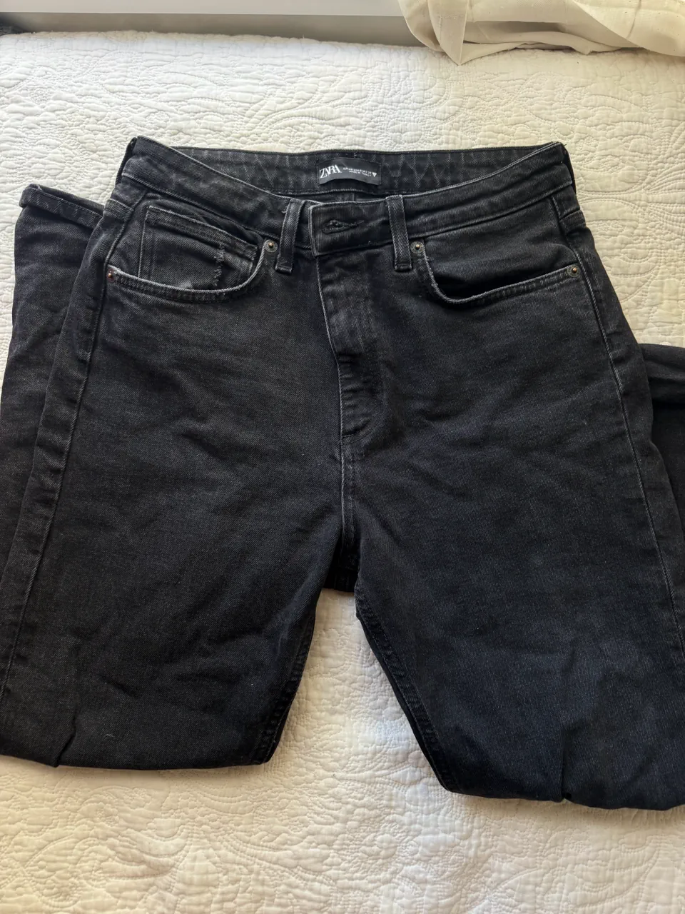 Zara · Talle EU 40