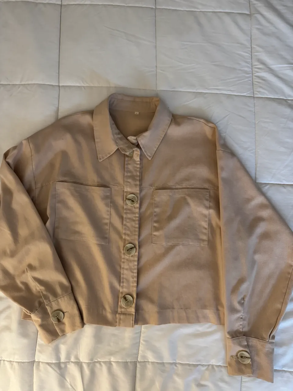 Camisa A ≠ · Talle M