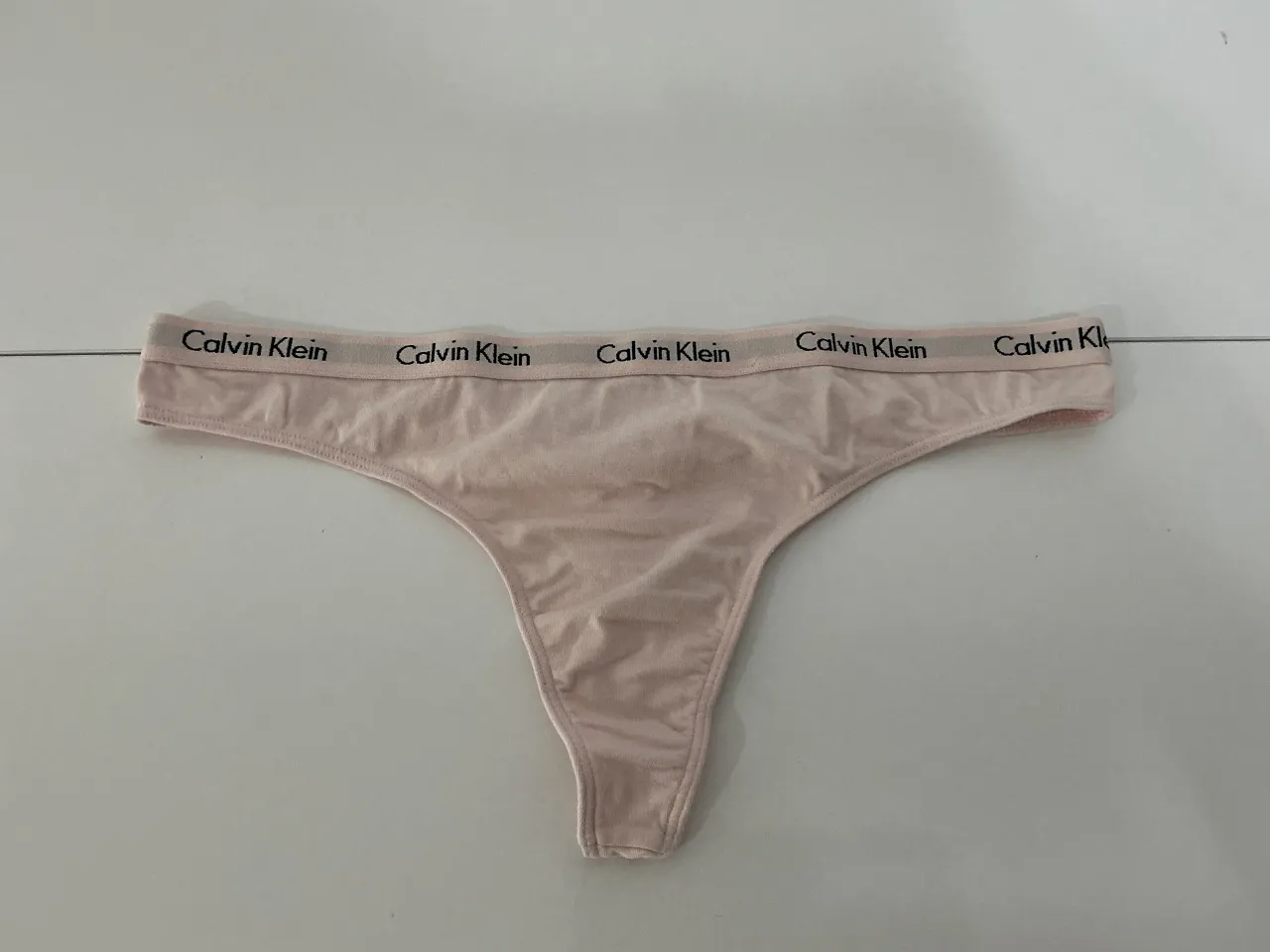 Bombacha Calvin Klein · Talle L