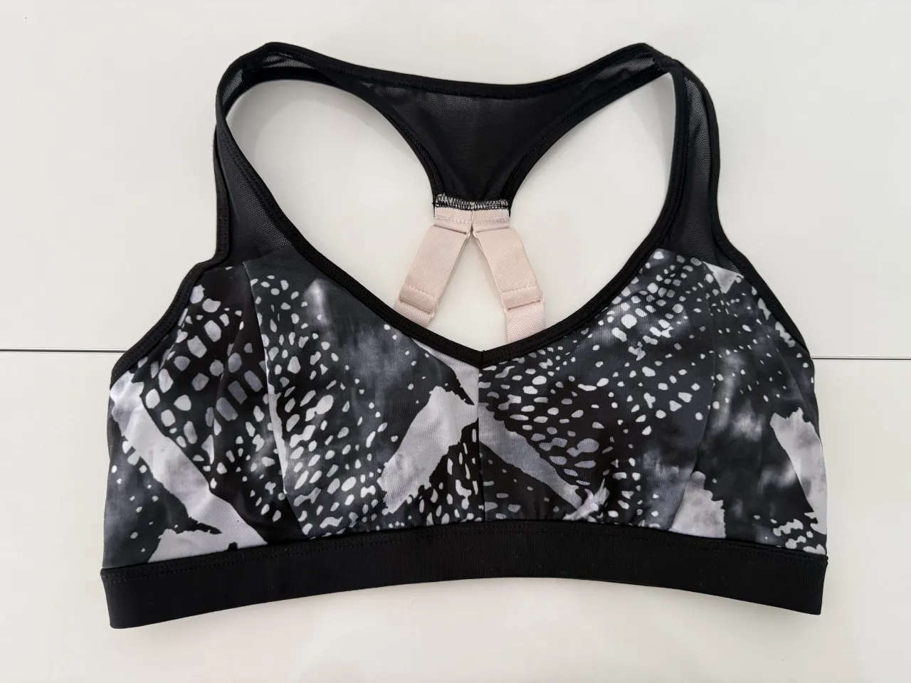 Corpiño deportivo Forever 21 · Talle L