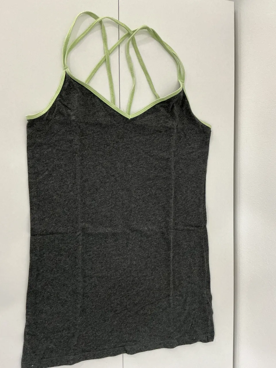 Musculosa Aéropostale · Talle L