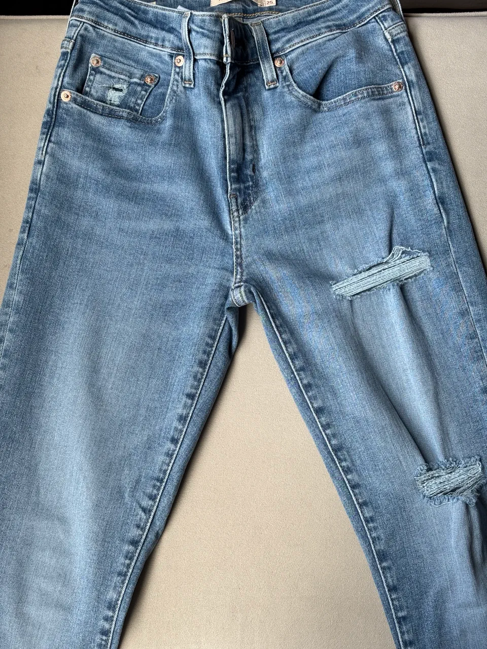 Jean Levi's - imagen 1