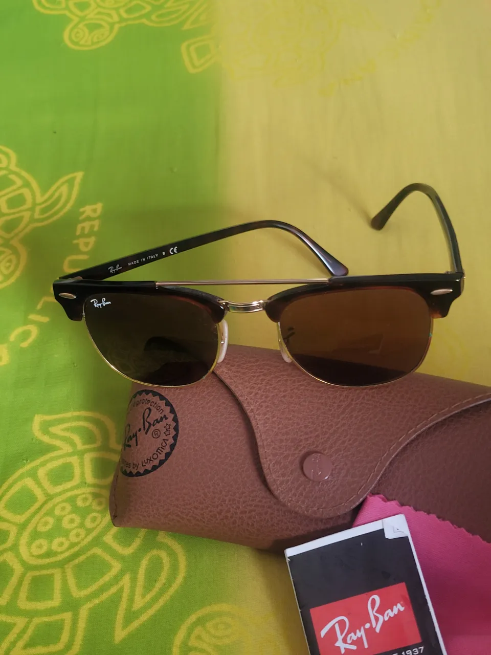 Ray-Ban
