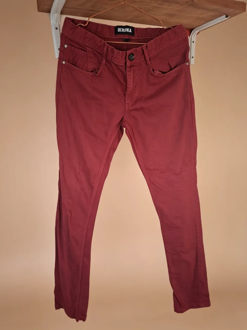 Pantalón Bershka · Talle EU 40