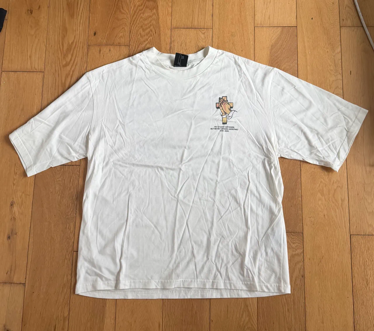 Remera Undefined - imagen 1