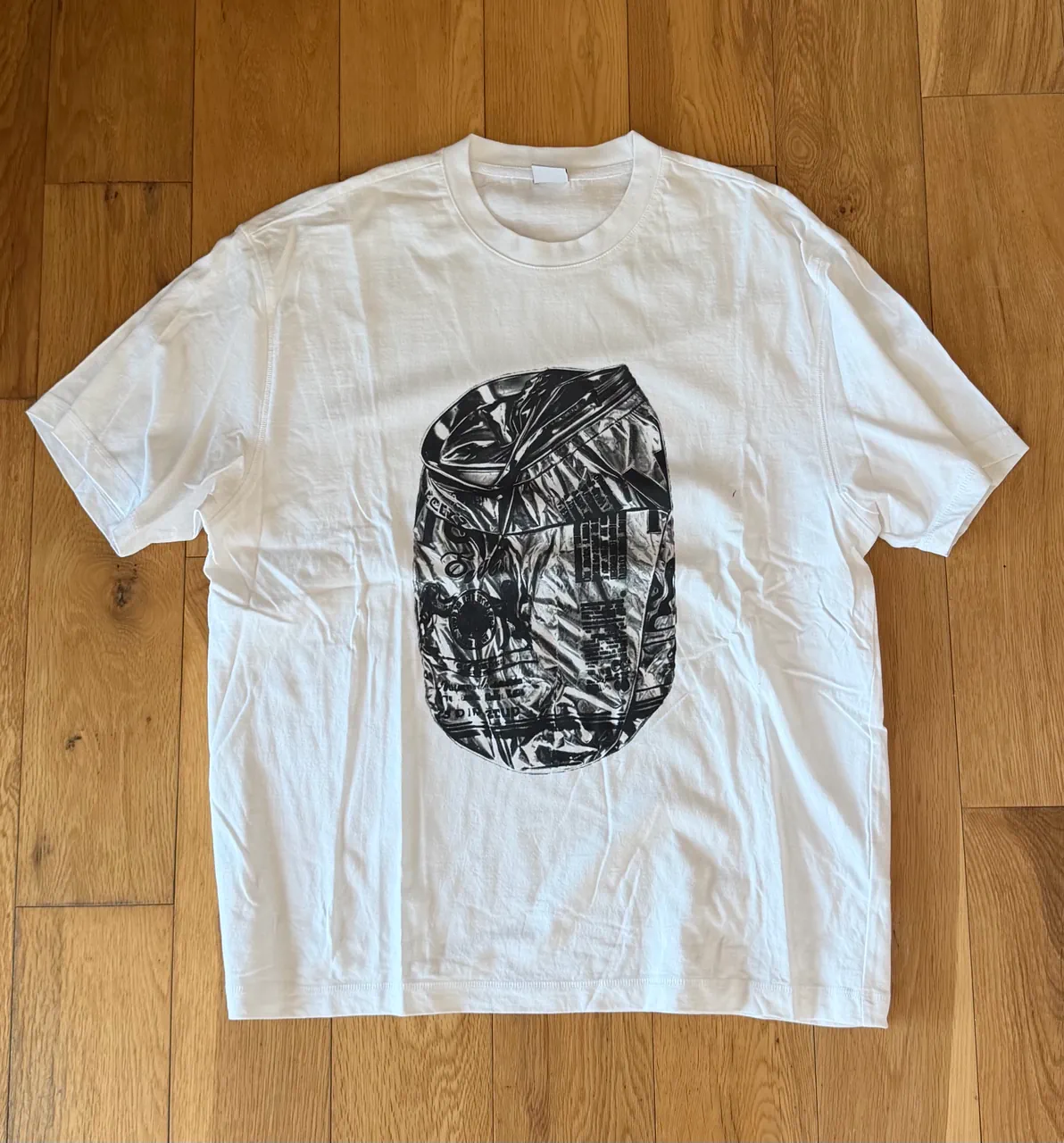 Remera Bershka · Talle M