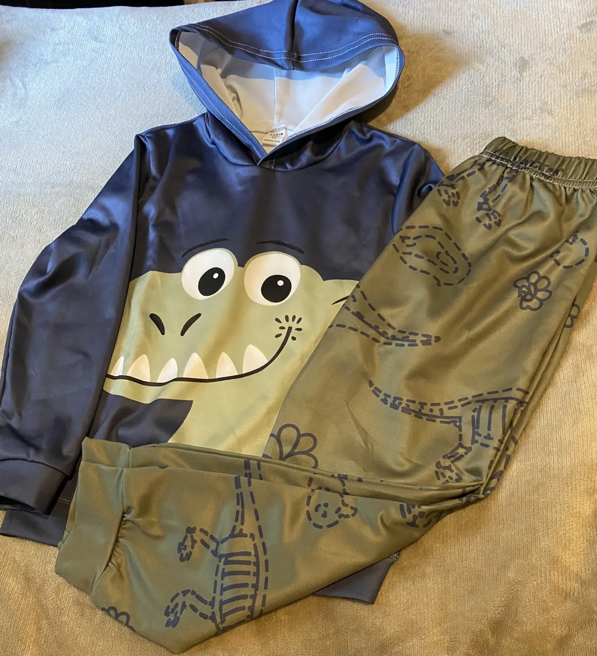 Conjunto Shein - imagen 1