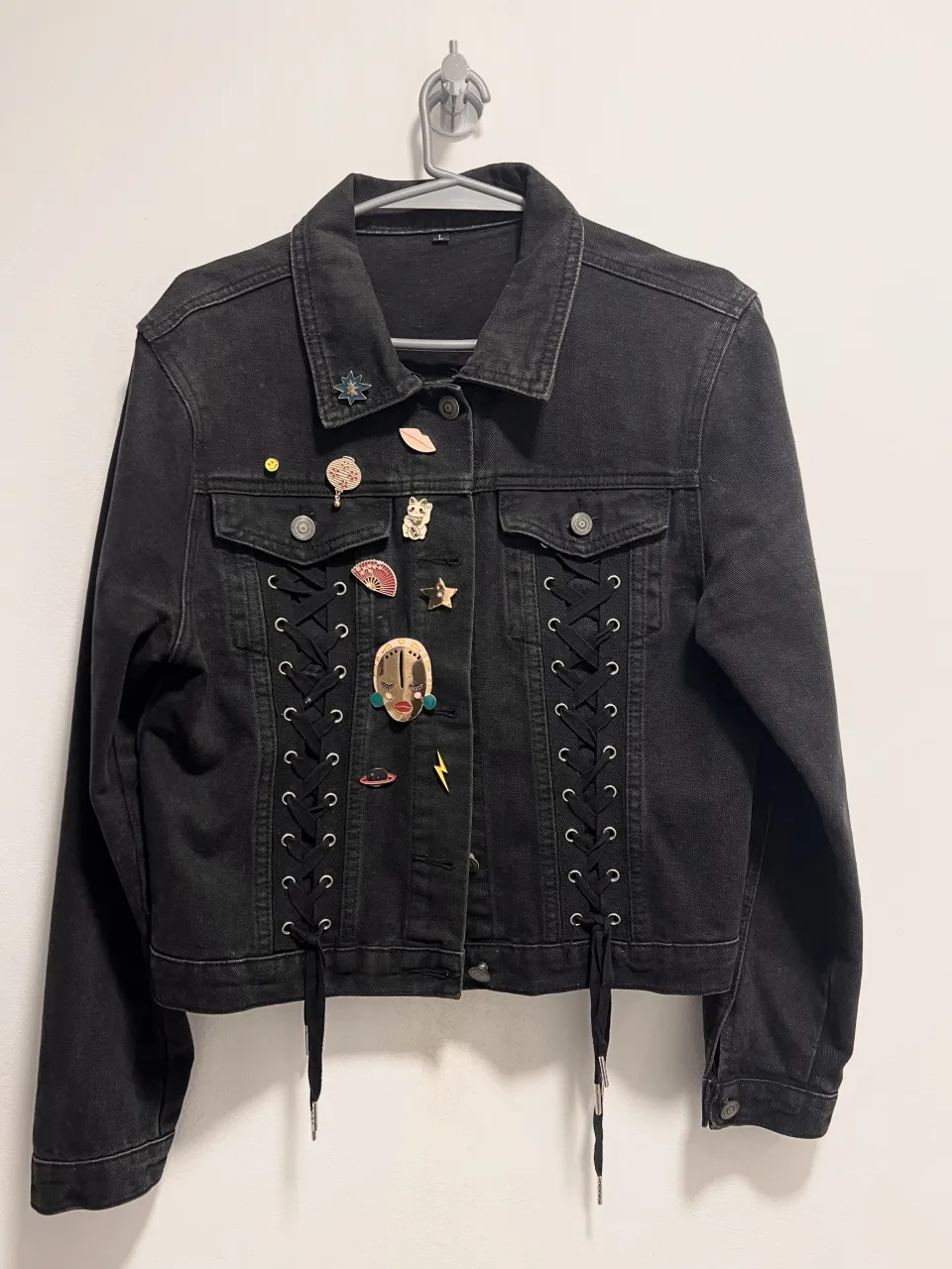 Campera A ≠ · Talle M