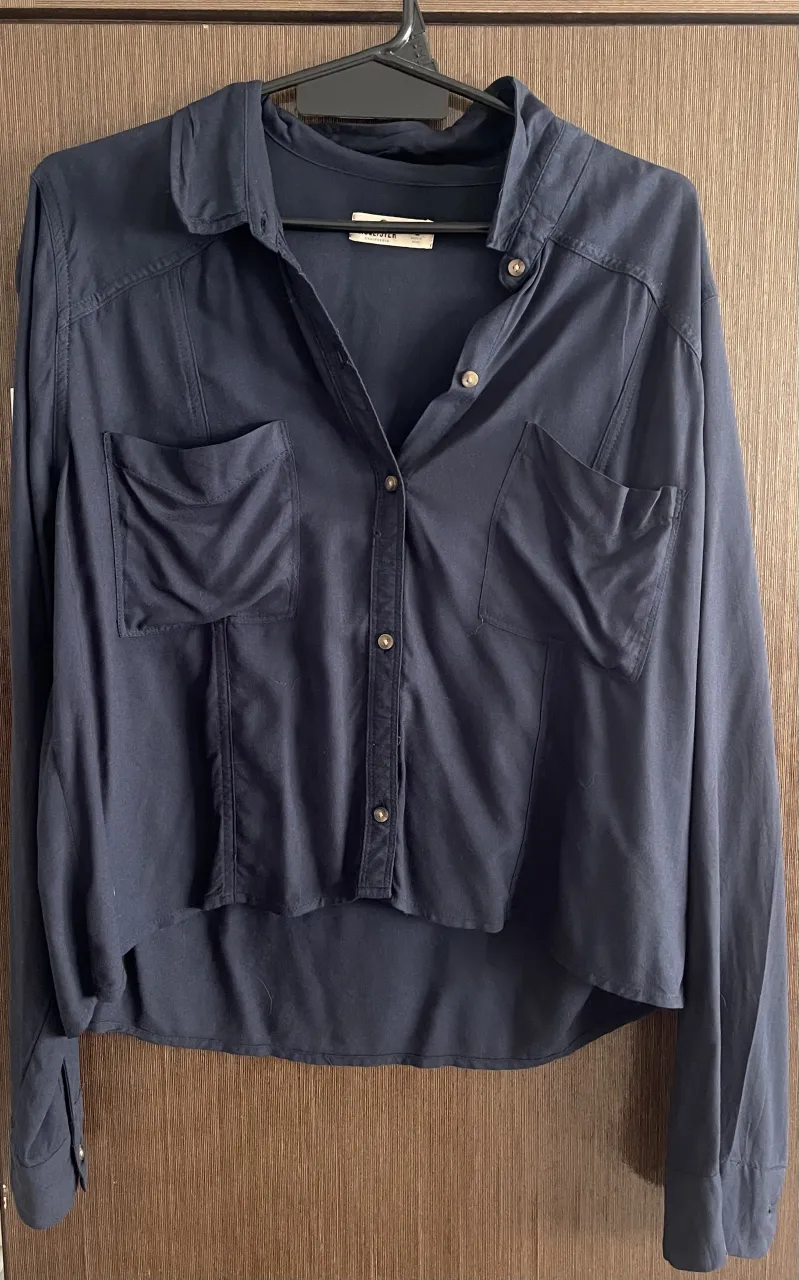 Hollister · Talle L
