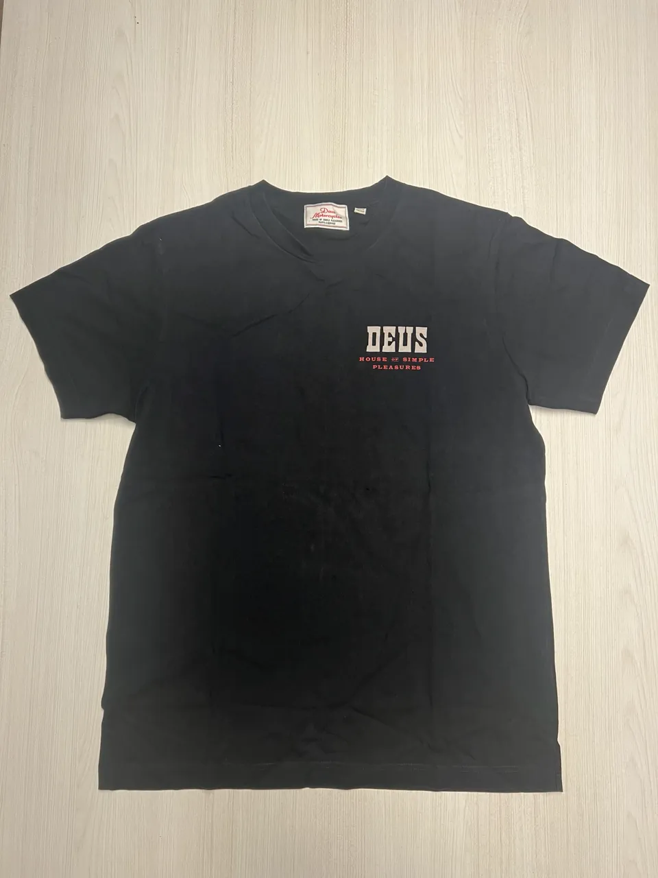 Remera Deus - imagen 1