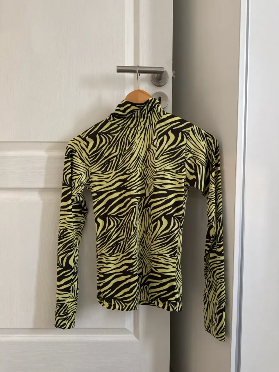 Remera Ossira - imagen 1