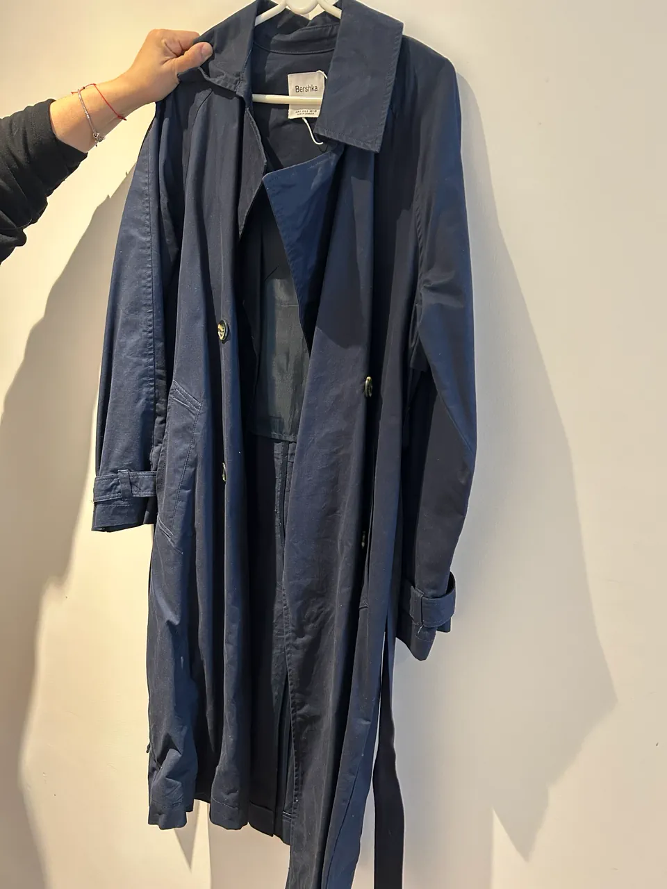 Trench Bershka · Talle S