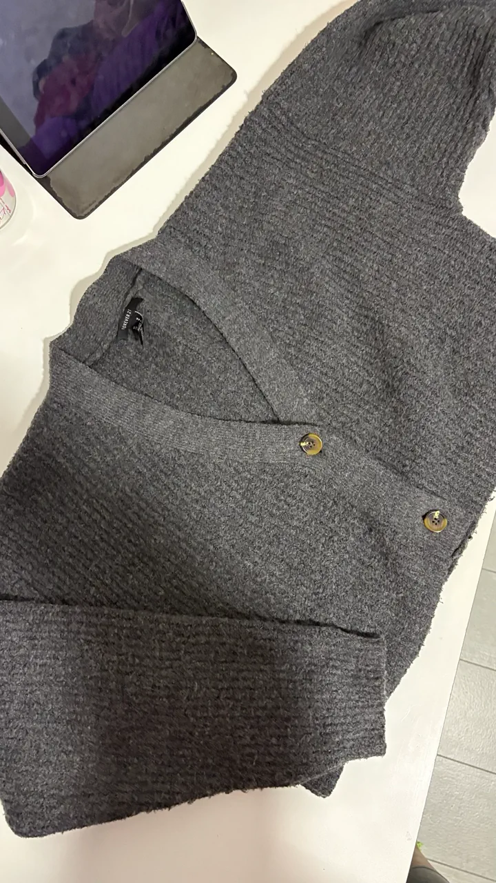 Cardigan Forever 21 · Talle M