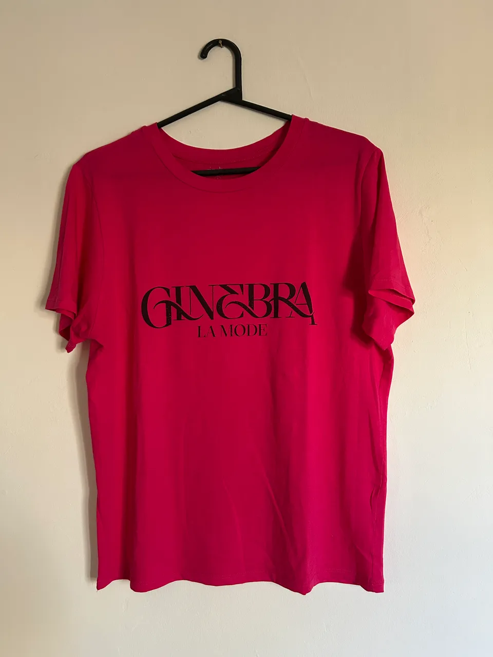 Remera Ginebra - imagen 1