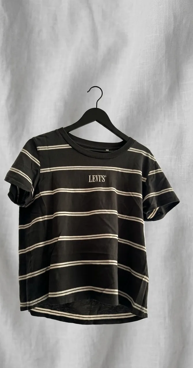 Remera Levi's - imagen 1