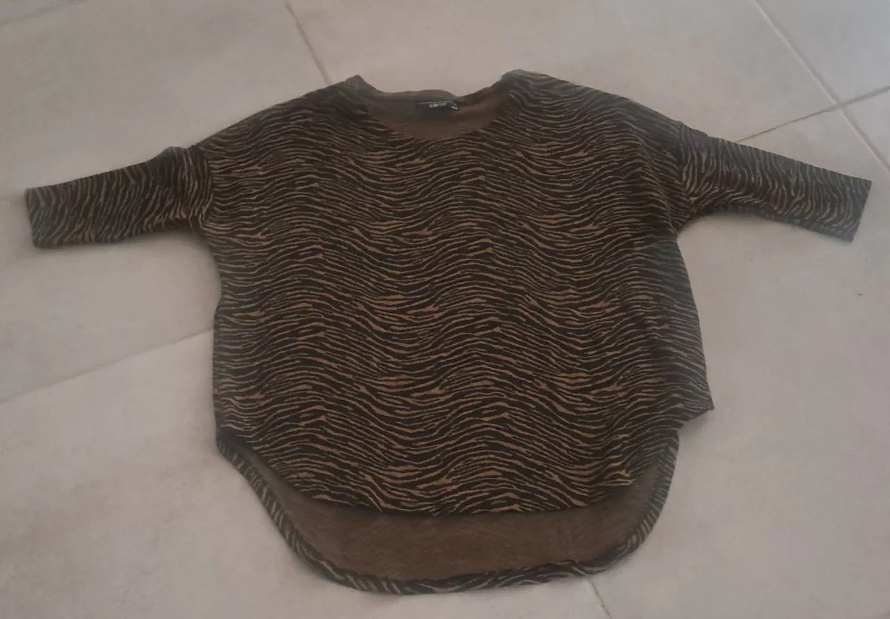 Remera Kimeika - imagen 1