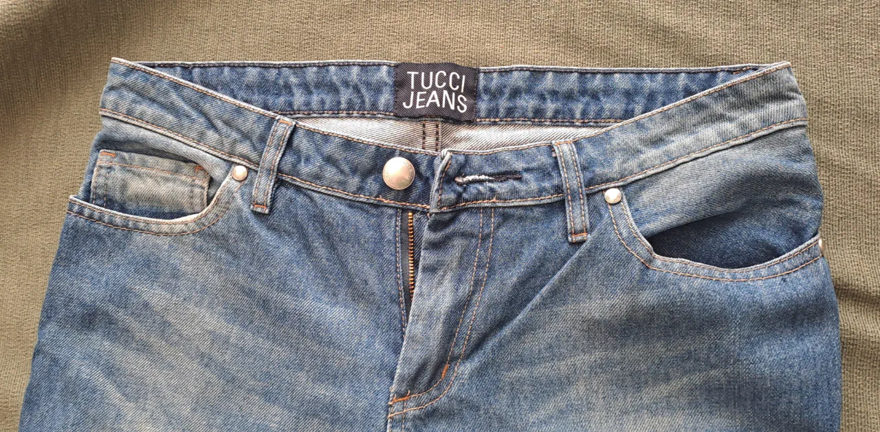 Jean Tucci - imagen 1