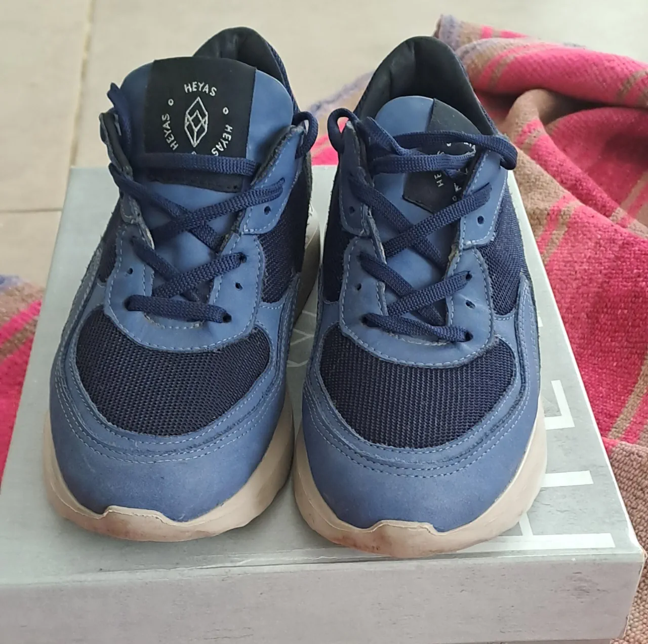 Zapatillas Heyas · Talle AR 36