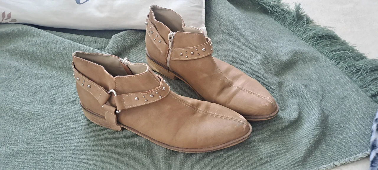 Botas No sé. - imagen 1
