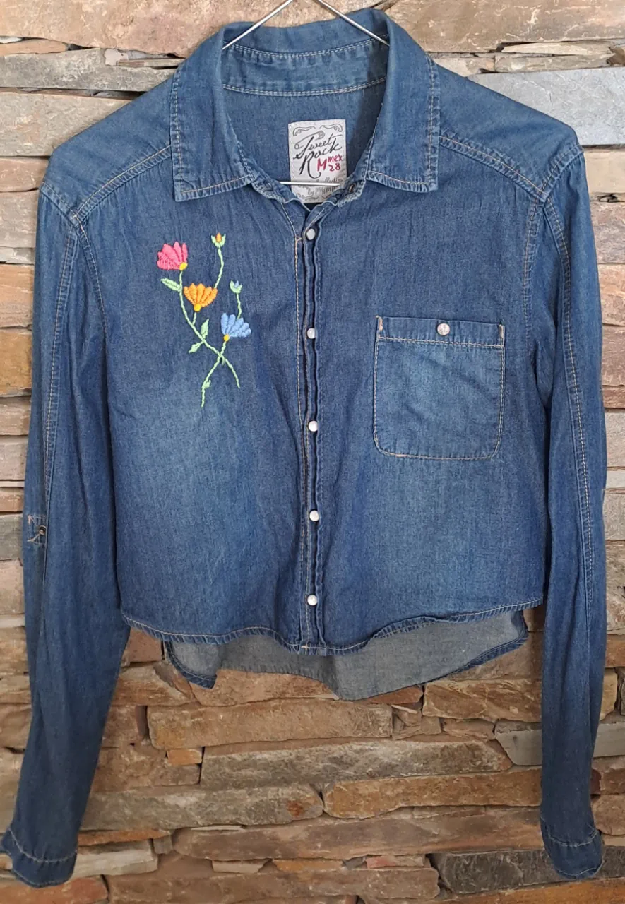 Camisa Sweet rock · Talle M