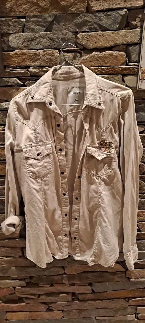 Camisa Wupper · Talle L