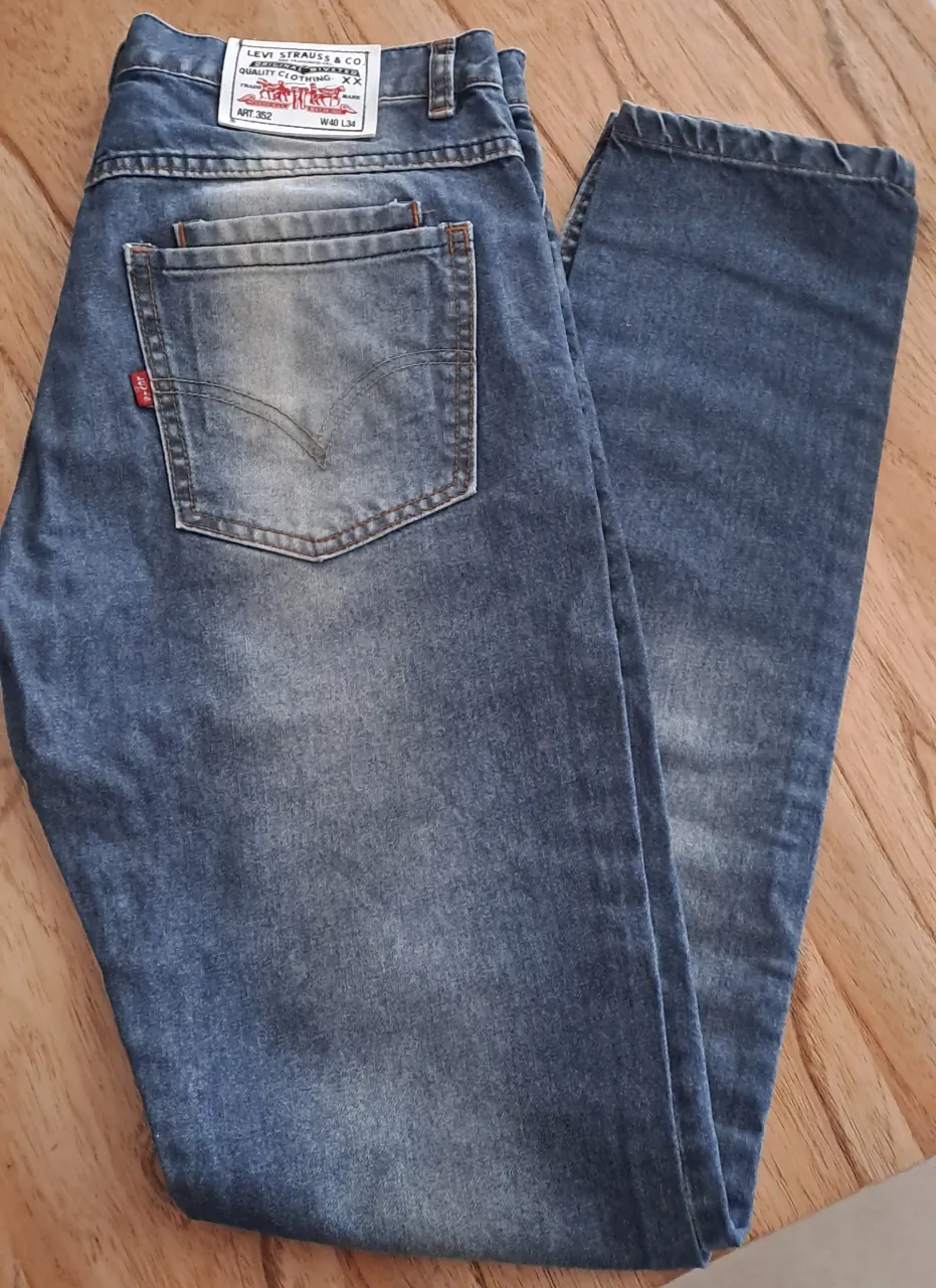 Jean Levi's - imagen 4