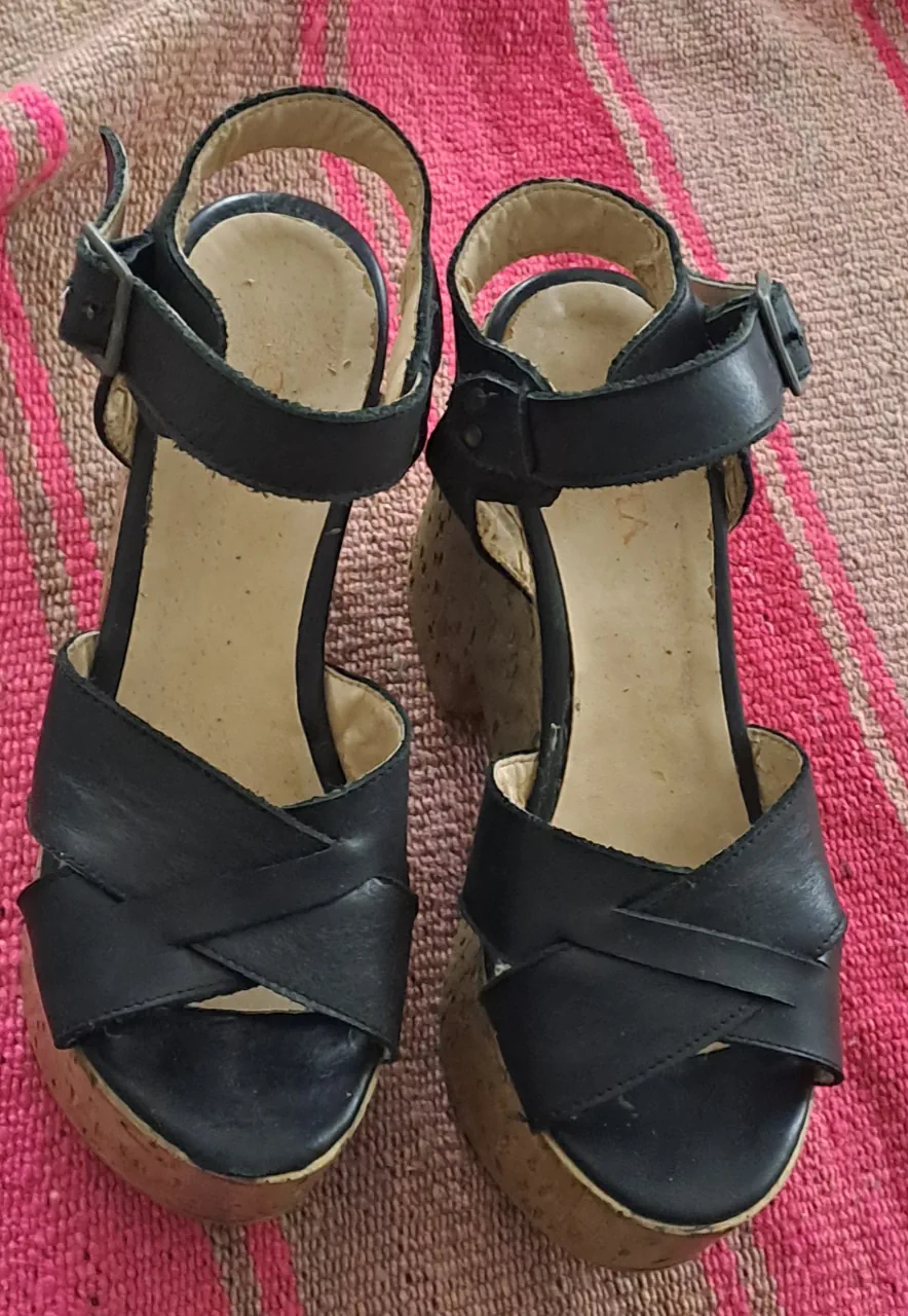 Sandalias Liotta · Talle AR 37