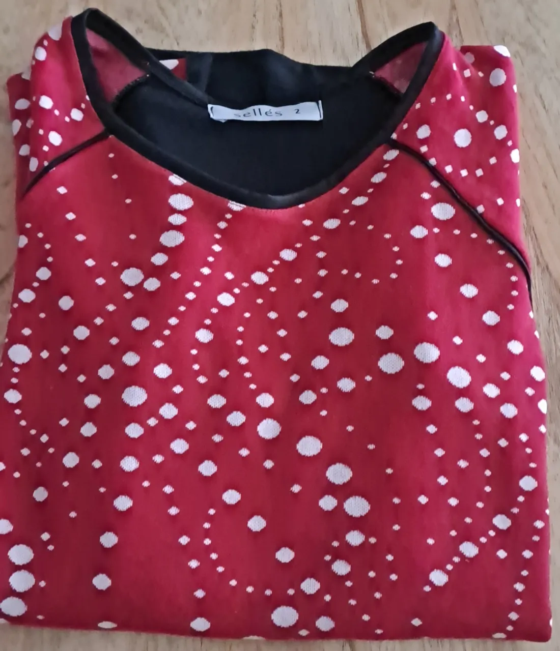 Remera Sellés - imagen 1