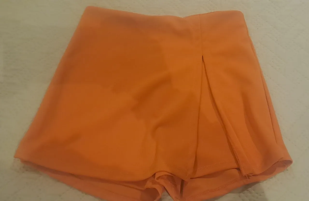 Pollera No tiene. - imagen 1