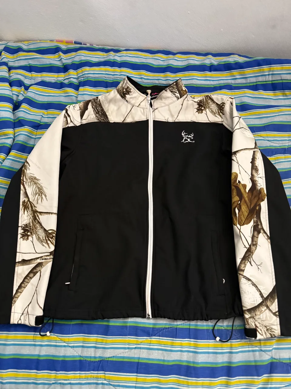 Campera Bushmaster - imagen 1