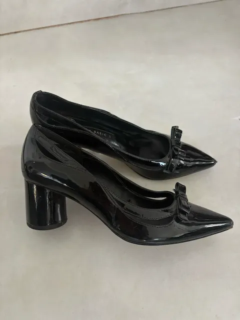 Zara · Talle EU 37
