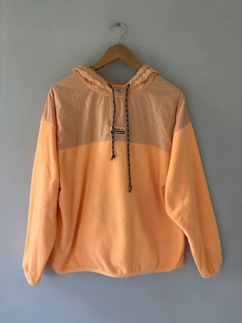 adidas · Talle M