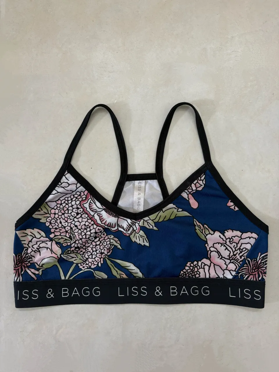 Top LISS & BAGG · Talle L
