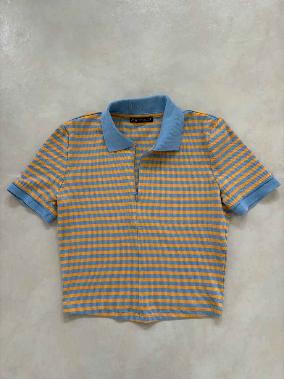 Remera Zara · Talle M