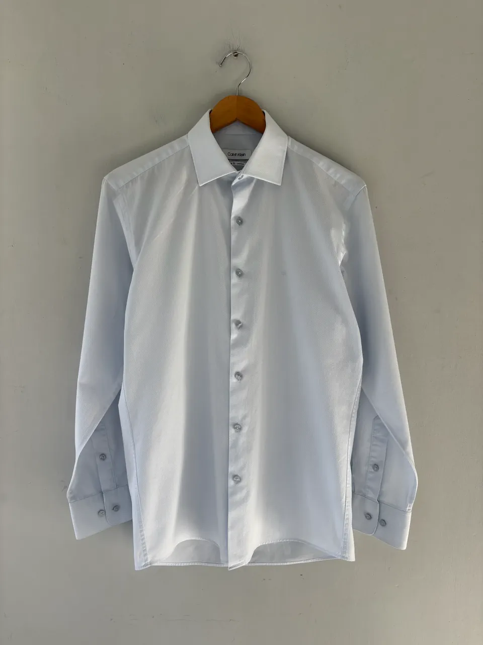 Camisa Calvin Klein · Talle M