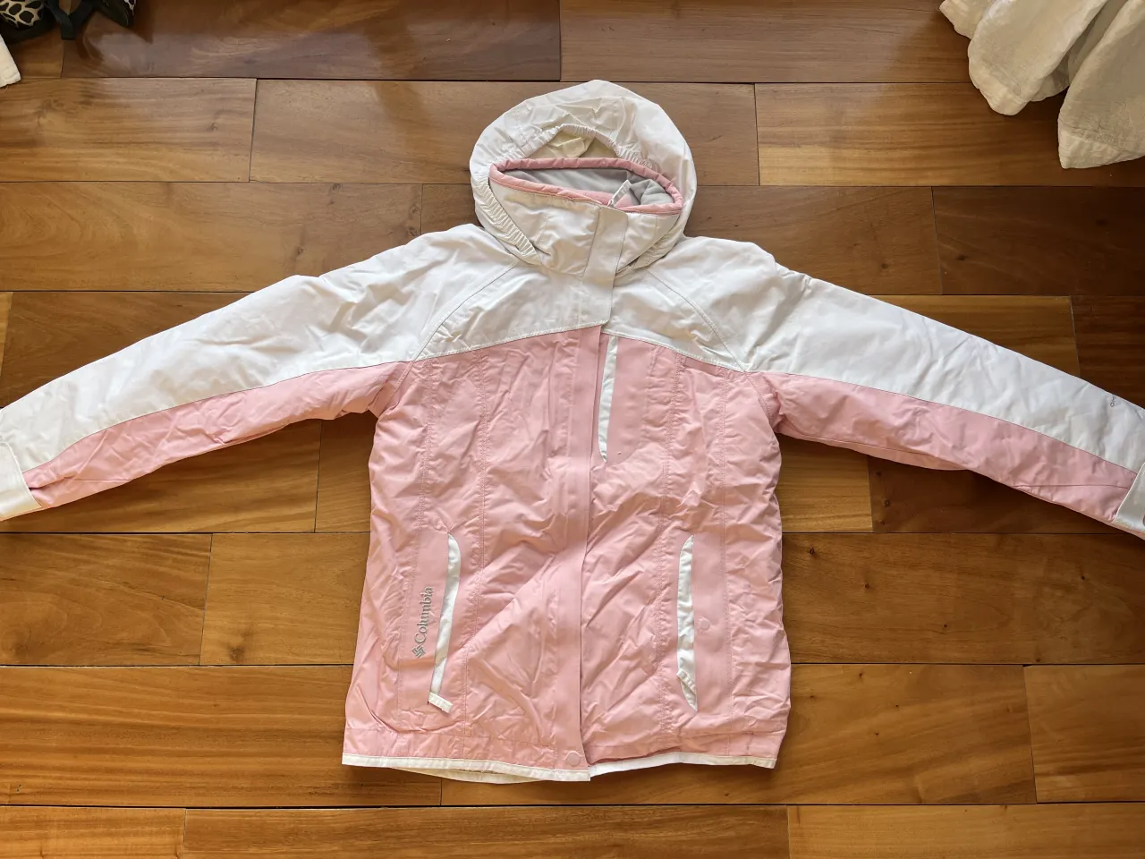 Rompeviento Columbia · Talle 12 años / 152 cm