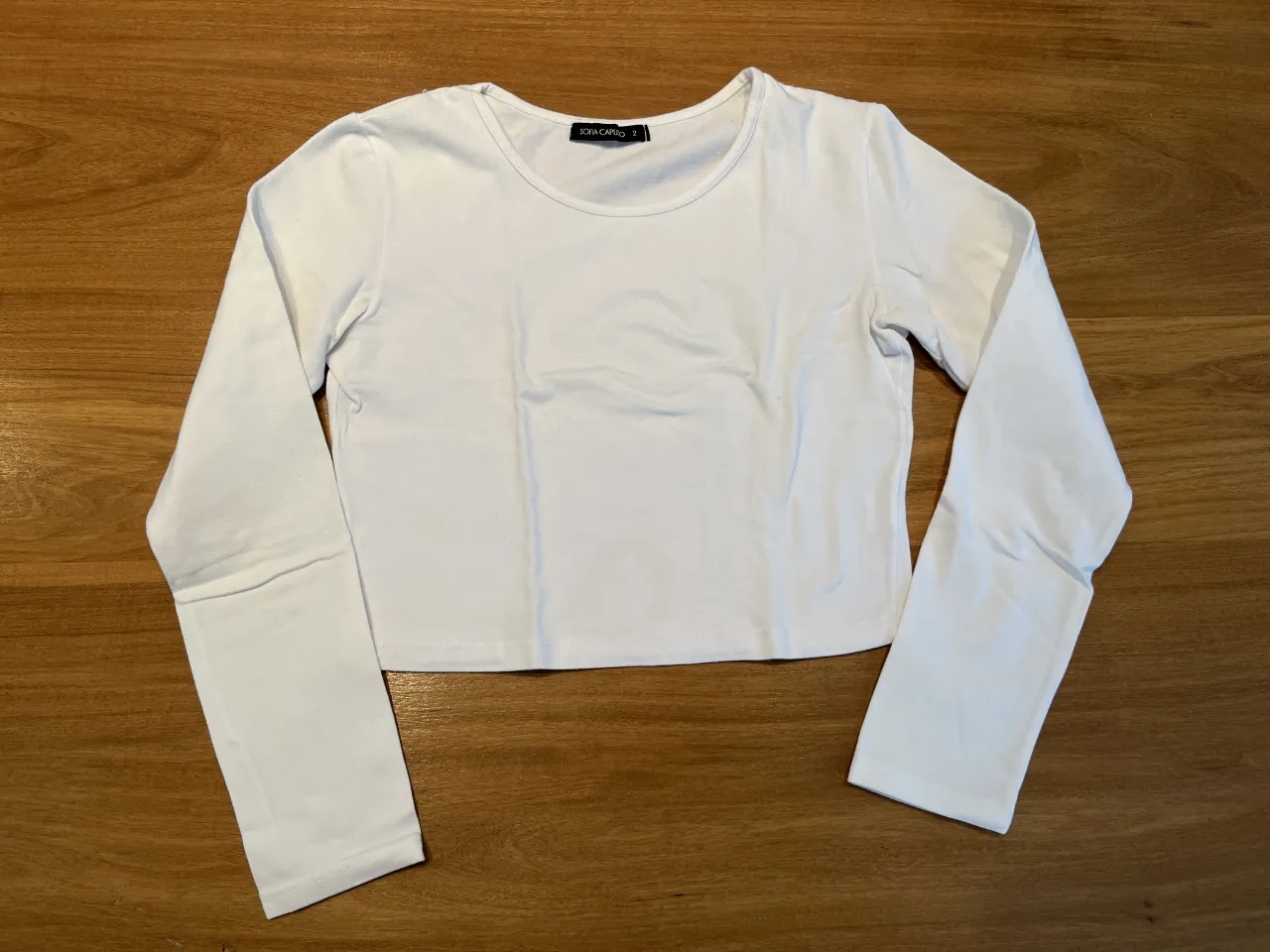 Remera Sofia Caputo - imagen 1