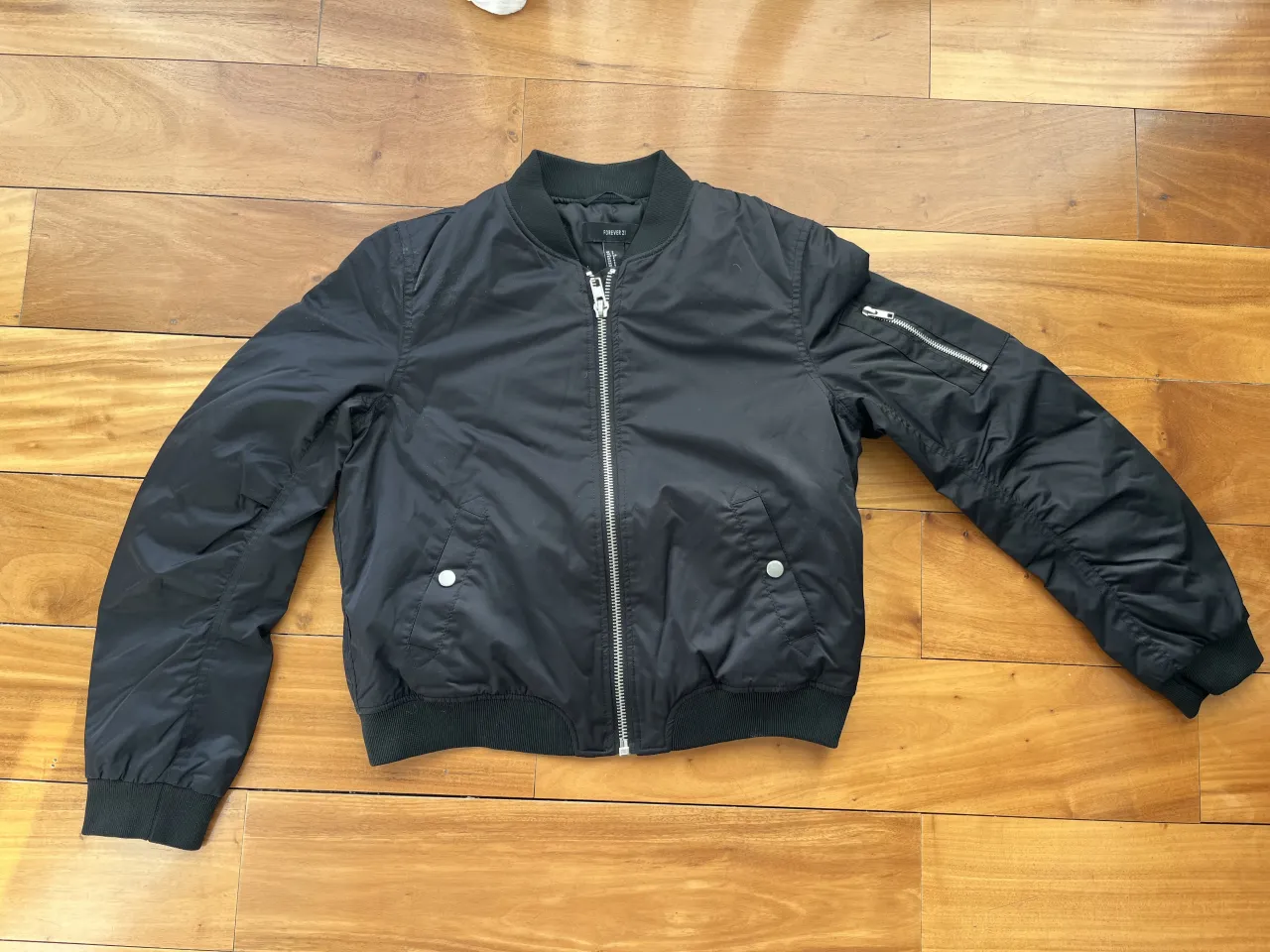 Campera Forever 21 · Talle S