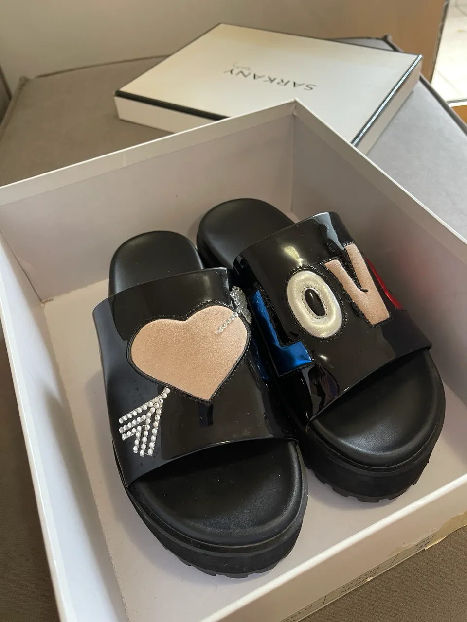 Sarkany · Talle AR 36