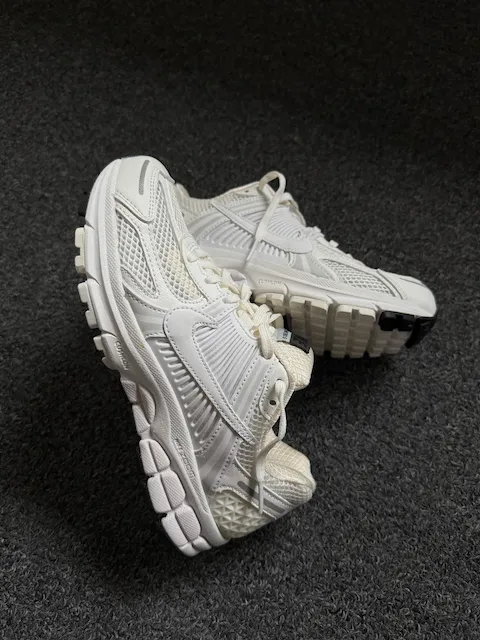 Nike · Talle US 8