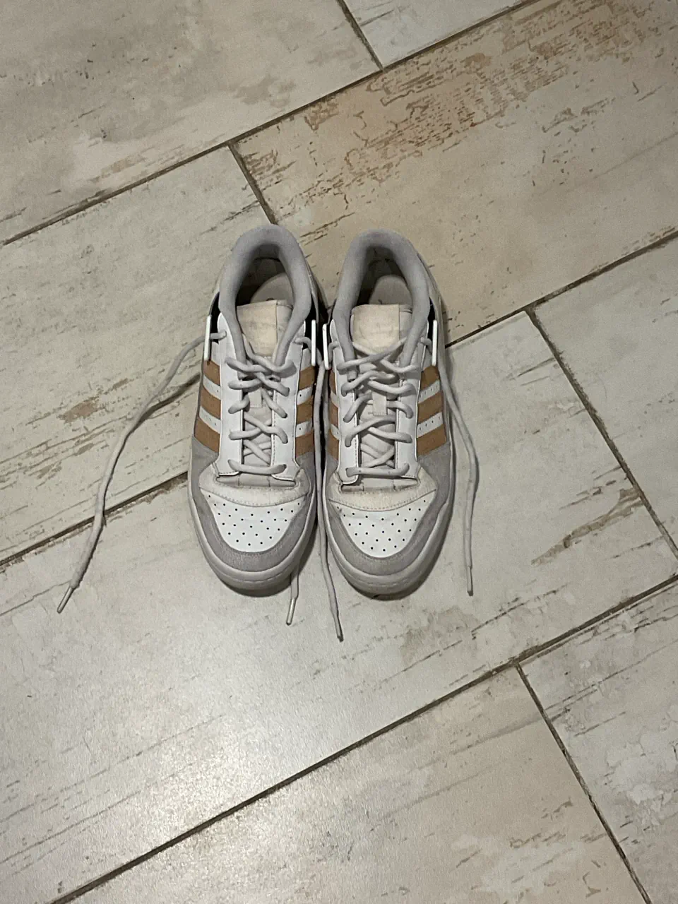 adidas · Talle US 8.5