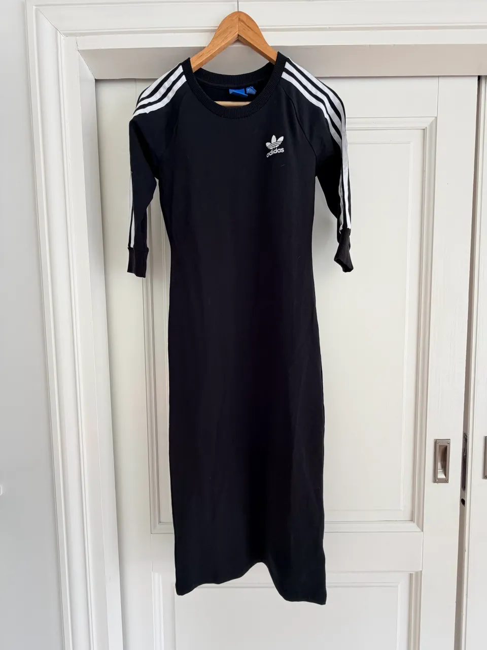 Vestido adidas - imagen 1
