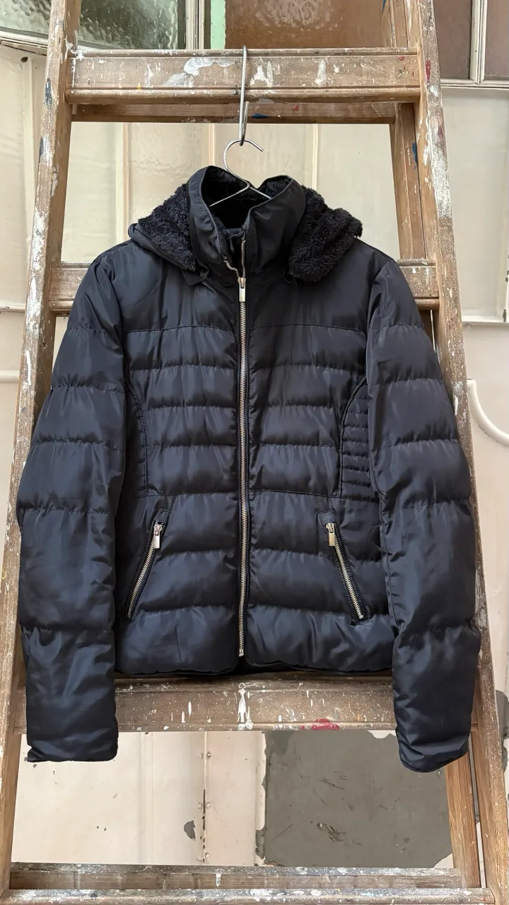 Campera A ≠ · Talle S