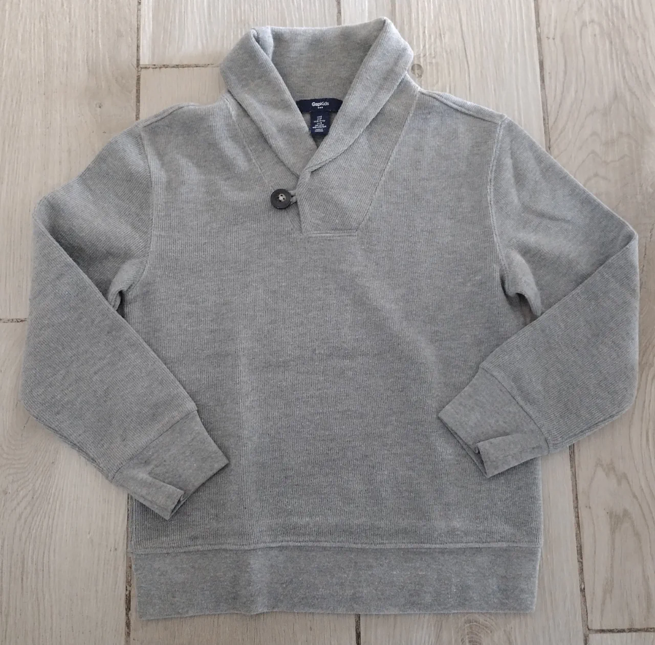 GapKids · Talle 7 años / 122 cm