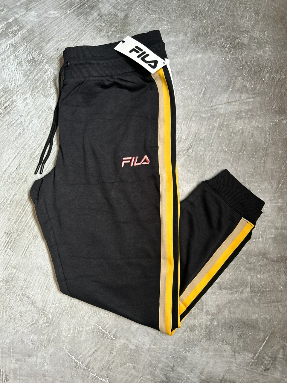 Fila · Talle XL