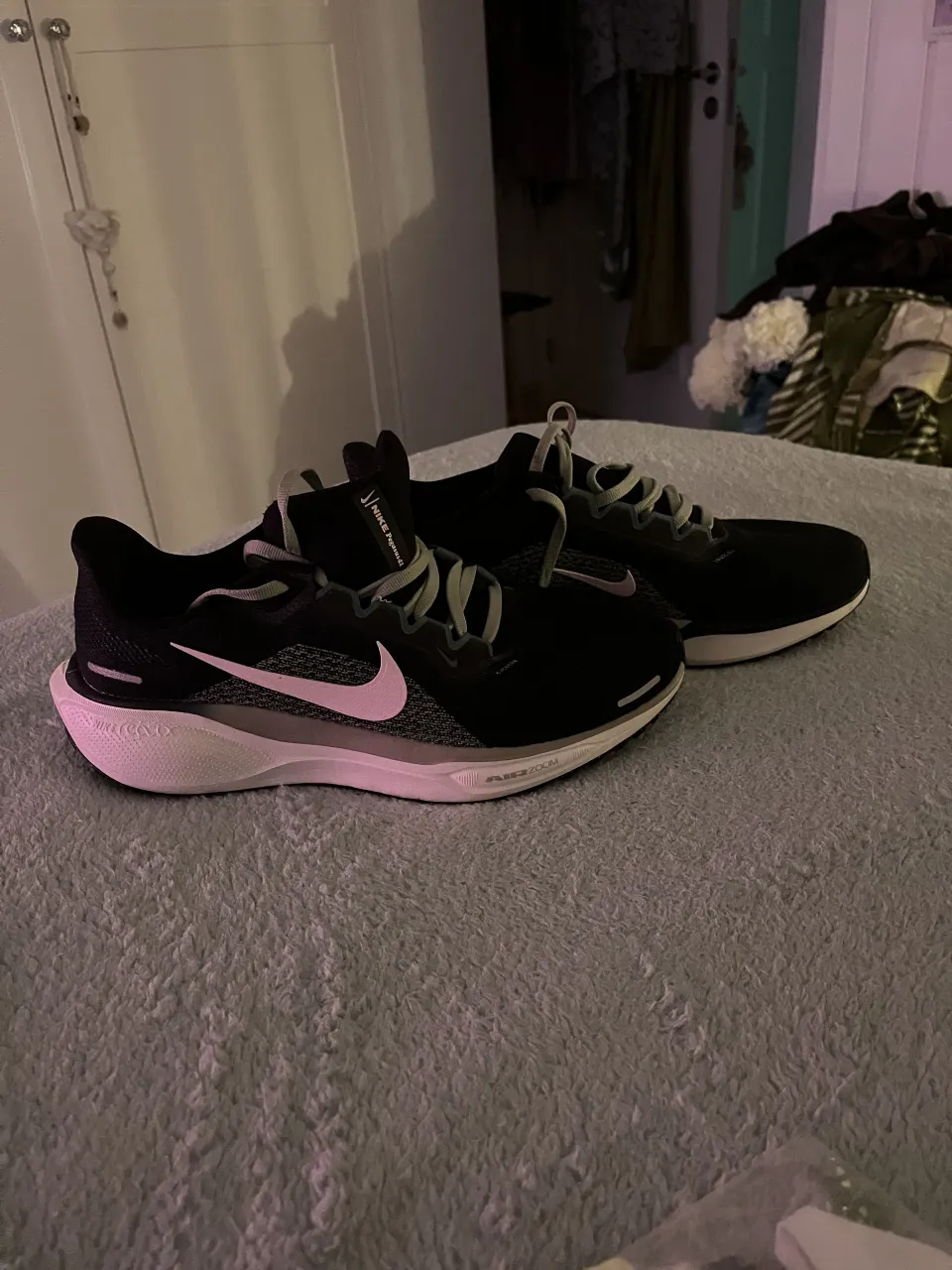 Nike · Talle AR 42